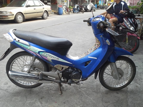 wave 125 s ปี 46 สตาร์ทมือ สีน้ำเงิน สตาร์ทมือใช้ได้ดี รถบ้านเดิมๆเครื่องแน่นๆ เอกสารครบ wave 125 s ปี 46 สตาร์ทมือ สีน้ำเงิน สตาร์ทมือใช้ได้ดี รถบ้านเดิมๆเครื่องแน่นๆ เอกสารครบ