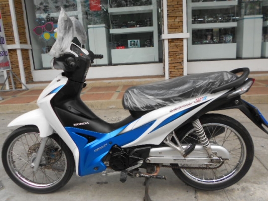 Honda-Wave 110i เครื่องดีมากๆครับ ชุดสีสวย วิ่งน้อยครับ