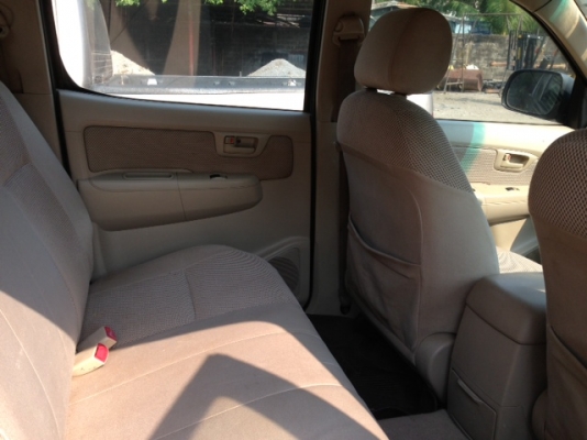 ขายด่วน!! TOYOTA VIGO D4D สภาพสวยๆๆ ค่ะ