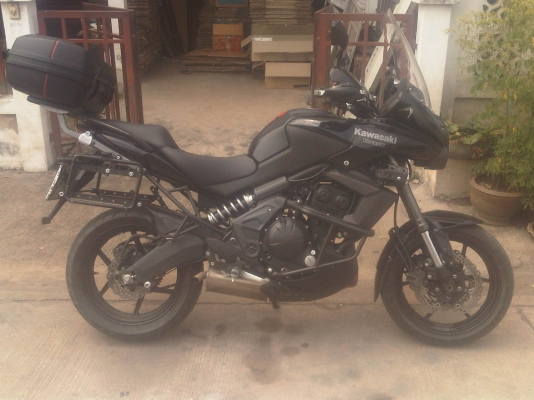 ขาย KAWASAKI VERSYS 2012 สีดำ ขาย KAWASAKI VERSYS 2012 สีดำ