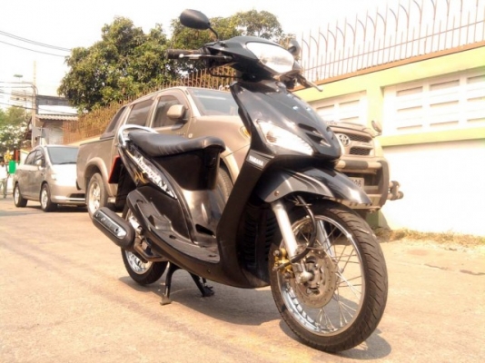 ขออนุญาติขาย  YAMAHA MIO AMORE 115 cc. สีดำ