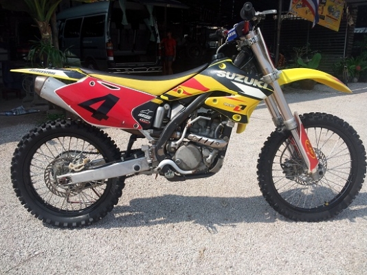 **RMZ 250ปี 05  ราคา 75000 บาท