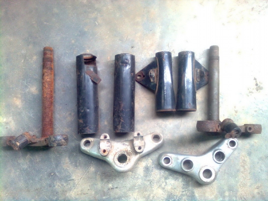 ขายอะไหล่ CD125K นิดหน่อย ขายอะไหล่ CD125K นิดหน่อย