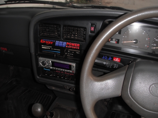 TOYOTA HILUX MIGHTY-X