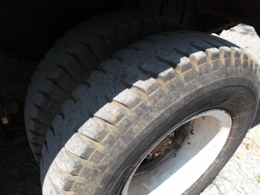 ขายด่วนรถสิบล้อสองเผลาดั้มHINOFM176เคื่อง175เเรงม้า