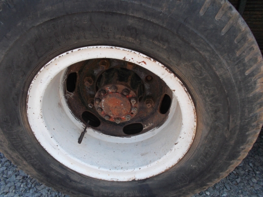 ขายด่วนรถสิบล้อสองเผลาดั้มHINOFM176เคื่อง175เเรงม้า