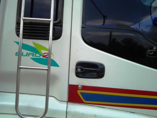 ขายด่วน..รถสิบล้อ ISUZU FVM 200 hp ยูโร 2 รถปี 47 รถสวย สภาพใหม่ ตลอดคัน เครื่องแรง เกียร์เงียบ ประหยัดน้ำมัน สุดคุ้ม.