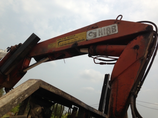 HINO KT725 - 168 HP EH700 รถหางปลาสิบล้อ 2 เพลา ติดเฮี๊ยบครบพร้อมใช้งาน ใช้ลากรถ PC 200 อยู่ครับ วางหัวเก๋ง F18 สภาพดีภายในคอนโซลครบพร้อม พวงมาลัยเพาเวอร์ เบรคทริ๊ปฟี้ ช่วงล่างคัชซีไม่บวม ยางสภาพดี 70\% พร้อมบรรทุกพร้อมใช้งาน เอกสารทะเบียนครบพร้อมโอน ราคาต