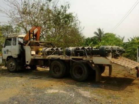 HINO KT725 - 168 HP EH700 รถหางปลาสิบล้อ 2 เพลา ติดเฮี๊ยบครบพร้อมใช้งาน ใช้ลากรถ PC 200 อยู่ครับ วางหัวเก๋ง F18 สภาพดีภายในคอนโซลครบพร้อม พวงมาลัยเพาเวอร์ เบรคทริ๊ปฟี้ ช่วงล่างคัชซีไม่บวม ยางสภาพดี 70\% พร้อมบรรทุกพร้อมใช้งาน เอกสารทะเบียนครบพร้อมโอน ราคาต