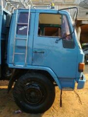 รถบรรทุก 6 ล้อ ยี่ห้อ ISUZU รุ่น ROCKY 175 แรงม้า