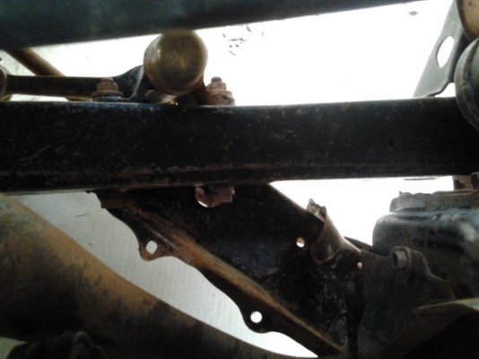 TOYOTA HILUX HERO 2.4D MT รถบ้านสภาพดีพร้อมใช้งานได้เลย เครื่องแห้งแรงดี ภายในเก๋งคอนโซลครบ กระบะมีผุบ้างเล็กน้อย ช่วงล่างคัชซีสวยไม่มีผุ ยางสภาพดี 4 เส้นประมาณ 60\% พร้อมใช้งาน ทะเบียนภาษีครบพร้อมโอน ราคาต่อรองได้ครับ TOYOTA HILUX HERO 2.4D MT รถบ้านสภาพดีพร้อมใช้งานได้เลย เครื่องแห้งแรงดี ภายในเก๋งคอนโซลครบ กระบะมีผุบ้างเล็กน้อย ช่วงล่างคัชซีสวยไม่มีผุ ยางสภาพดี 4 เส้นประมาณ 60\% พร้อมใช้งาน ทะเบียนภาษีครบพร้อมโอน ราคาต่อรองได้ครับ