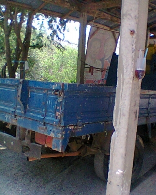 ขายรถ toyota Dyna 300 เครื่องยนต์ 13 B ปี 32 หูช้างติดเครน tanado 2 ตันครึ้ง