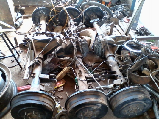 ขาเสื้อเพลา NAVARA