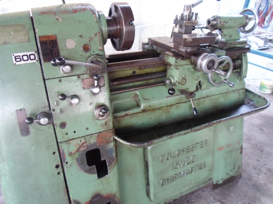 แท่นกลึง 3 ฟุต อังกฤษ  2 เพลา เกียร์บล็อก  40,000