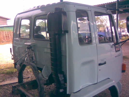 หัวเก๋ง  ISUZU  ROCKY  * สวย ๆ   พร้อม   ขาดีด , แท่นรับ  * ใส่ได้หลายรุ่น *