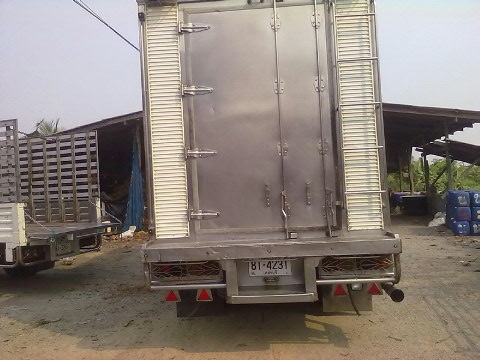 ขายดาวน์รถ 10 ล้อห้องเย็น HINO MEGA 260 FL1J เกียร์ฟูลเลอร์ ตัวถังยาว 6.30 เมตร ต่ออู่ เฮง ขายดาวน์ 550000 ผ่อนต่อราชธานีลิสซิ่ง 44000 X 41 = 1804000 ราคารวม 2354000