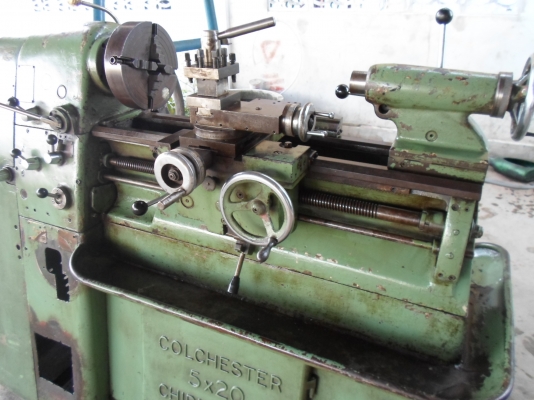 แท่นกลึง 3 ฟุต อังกฤษ 2 เพลา เกียร์บล็อก 40,000 แท่นกลึง 3 ฟุต อังกฤษ 2 เพลา เกียร์บล็อก 40,000