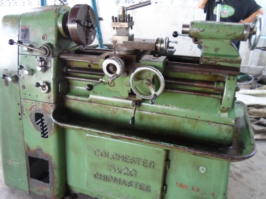 แท่นกลึง 3 ฟุต อังกฤษ  2 เพลา เกียร์บล็อก  40,000