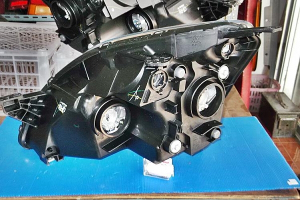 ไฟหน้า CR-V ของแท้สภาพใหม่