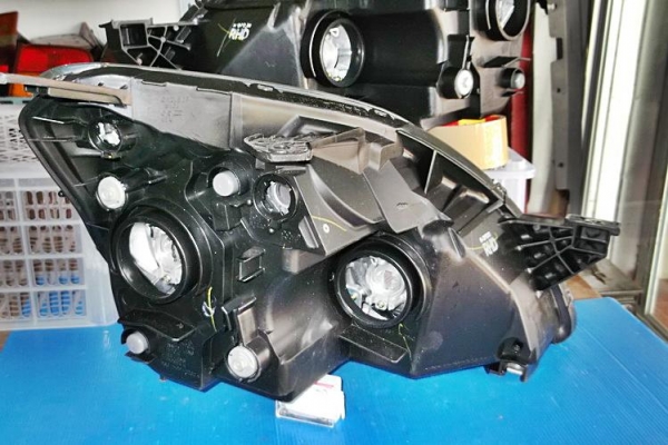 ไฟหน้า CR-V ของแท้สภาพใหม่