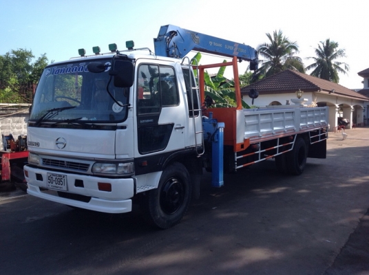 ขายรถบรรทุก 6 ล้อใหญ่ ติดเครนเฮียบ 5 ตัน 4 ตอน