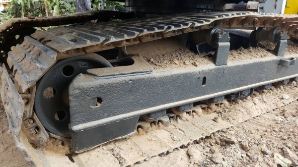 ขายแบคโฮ KOMATSU PC200-5 เอกสารเล่มทะเบียน เครื่อง ISUZU 6BG1 ปั้มดี รถใช้งานได้ปกติครับ ขายแบคโฮ KOMATSU PC200-5 เอกสารเล่มทะเบียน เครื่อง ISUZU 6BG1 ปั้มดี รถใช้งานได้ปกติครับ