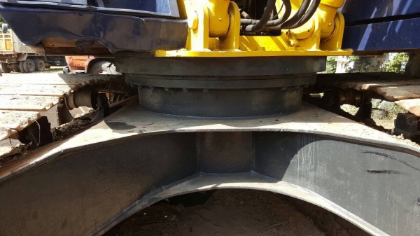 ขายแบคโฮ KOMATSU PC200-5 เอกสารเล่มทะเบียน เครื่อง ISUZU 6BG1 ปั้มดี รถใช้งานได้ปกติครับ ขายแบคโฮ KOMATSU PC200-5 เอกสารเล่มทะเบียน เครื่อง ISUZU 6BG1 ปั้มดี รถใช้งานได้ปกติครับ