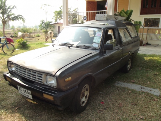 ขายรถมาสด้า แฟร์มิเรีย เครื่อง 1300 CC ราคา 30000.-บาท(ปิดการขาย ขายแล้วครับ)