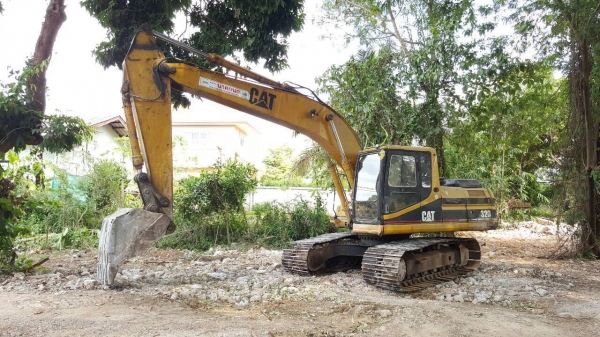 ขายแบคโฮ CAT 320 V2 เอกสารเล่มทะเบียนครบ รถใช้งานอยู่ทุกวัน เครื่องดี ปั้มดี ช่วงล่างแน่น แอร์ครบ ราคาต่อรองได้ ขายแบคโฮ CAT 320 V2 เอกสารเล่มทะเบียนครบ รถใช้งานอยู่ทุกวัน เครื่องดี ปั้มดี ช่วงล่างแน่น แอร์ครบ ราคาต่อรองได้