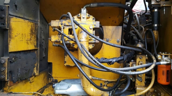 ขายแบคโฮ CAT 320 V2 เอกสารเล่มทะเบียนครบ รถใช้งานอยู่ทุกวัน เครื่องดี ปั้มดี ช่วงล่างแน่น แอร์ครบ ราคาต่อรองได้ ขายแบคโฮ CAT 320 V2 เอกสารเล่มทะเบียนครบ รถใช้งานอยู่ทุกวัน เครื่องดี ปั้มดี ช่วงล่างแน่น แอร์ครบ ราคาต่อรองได้