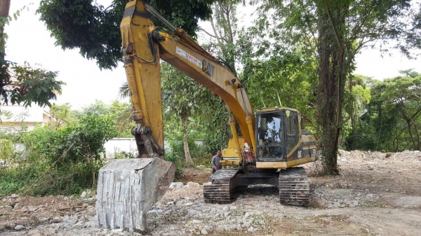 ขายแบคโฮ CAT 320 V2 เอกสารเล่มทะเบียนครบ รถใช้งานอยู่ทุกวัน เครื่องดี ปั้มดี ช่วงล่างแน่น แอร์ครบ ราคาต่อรองได้ ขายแบคโฮ CAT 320 V2 เอกสารเล่มทะเบียนครบ รถใช้งานอยู่ทุกวัน เครื่องดี ปั้มดี ช่วงล่างแน่น แอร์ครบ ราคาต่อรองได้