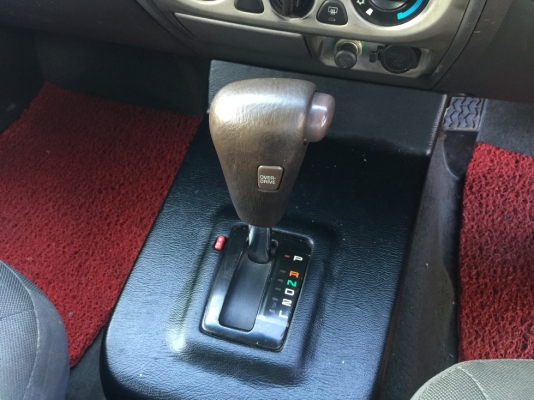 ขายรถบ้านมือเดียว Colorado Z71 เครื่อง 1J ออโต้ติดแก็สแล้วครับ ขายรถบ้านมือเดียว Colorado Z71 เครื่อง 1J ออโต้ติดแก็สแล้วครับ