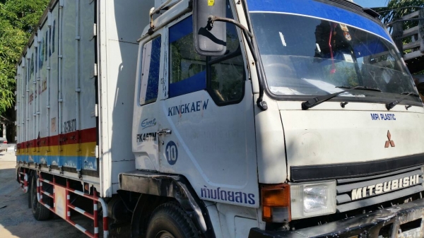 ขายรถ 6ล้อ ตู้แห้ง