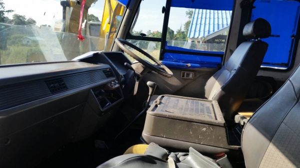 ขายรถ 6ล้อ ตู้แห้ง