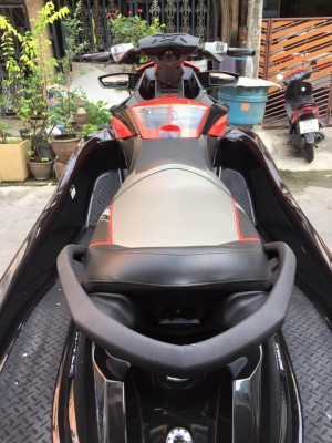 ขายSEADOO RXT260 RSปี2011เรือศูนย์ วิ่ง 72 ชม.เพียง 349,000b.