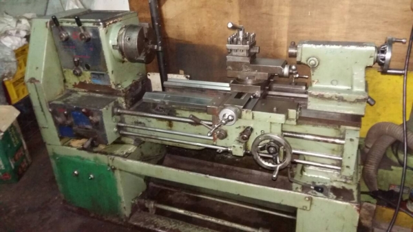 ขายกลึง5ฟุต3เพลามีเบรคแถม4จับ3จับพร้อมใช้