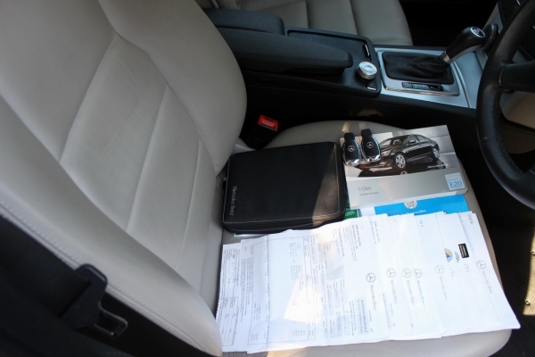 2010BENZ C200 AVANTGARDE ตัวTOPมีอแรกออกศูนย์ราชครู เจ้าของขายเอง