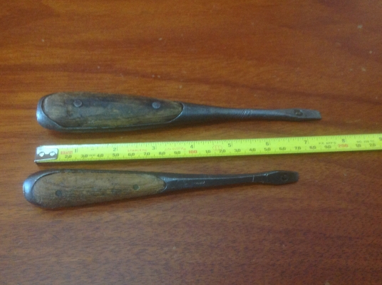 ขายไขควงโบราณ คู่ดูโอ่สองชาติ เยอรมัน และ เมกา ยาว 6.5", 7.5"ปาก 2 หุน