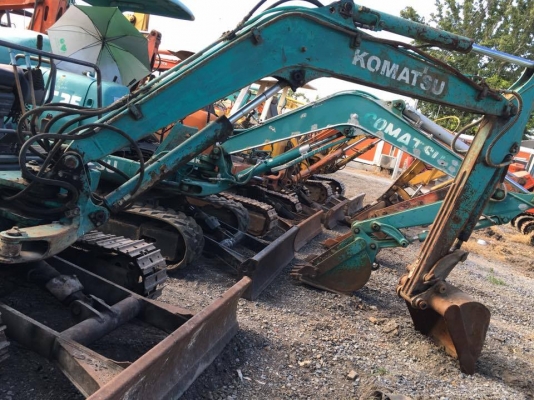 Komatsu PC30-7 มือสอง