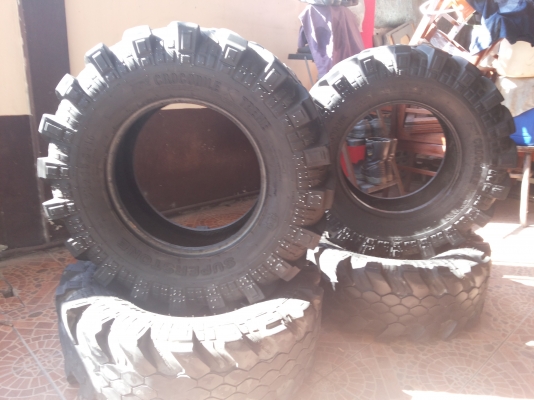 ขายยางบั้งเหมาะสำหรับลุยๆขนาด 33 X 10.5 X 16 ปี 2012 ขายยางบั้งเหมาะสำหรับลุยๆขนาด 33 X 10.5 X 16 ปี 2012