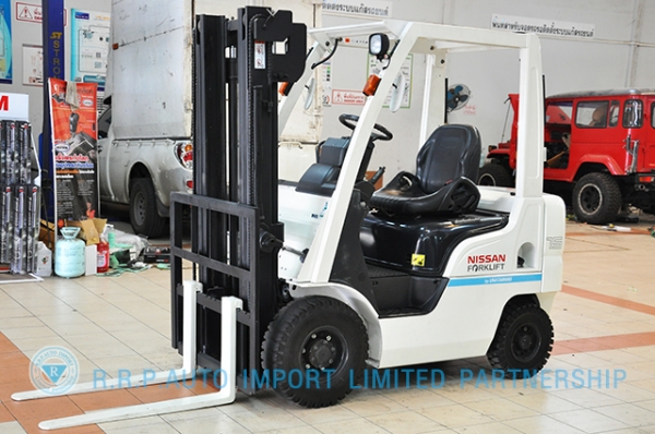 ขายรถโฟล์คลิฟท์มือสอง NISSAN รุ่น NL01-000188 ราคา 185,000 บาทนำเข้าจากประเทศญี่ปุ่น 100\% ไม่เคยใช้งานในประเทศไทย