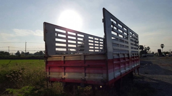 ขาย กระบะล่องไม่ดั้ม PACO ขาย กระบะล่องไม่ดั้ม PACO