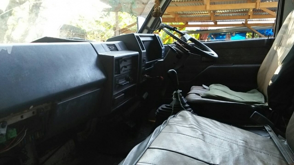 NPR110 ตู้เปียก ตู้สวยไม่รั่ว เครื่อง 4BE1 พวงมาลัยเพาวเวอร์ คลัชซีสวยทั้งเส้น ยางดี ทะเบียนเต็ม ตัดกันไปเลยครับ