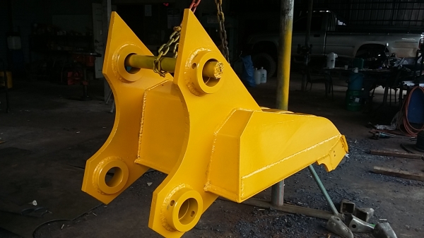 ขาย สั่งทำ บุ้งกี๋ สับต้นปาล์ม แบคโฮ ทุกรุ่นครับ 093-7282709