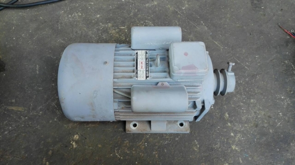 ****** Sold Out!! ****** มอเตอร์ WIN 3 HP.1450 RPM. 220V. 2 สายไฟบ้าน วิ่งเงียบ พร้อมใช้!!
