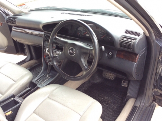 ขายรถออดี้ 100 E2.3 ปี94 เครื่องเดิม 2.3 เกียร์ออโต้ ติดแก๊สLPG ไฟฟ้าทั้งคัน ภายในสวยลายไม้สวย เบาะหนังกรับไฟฟ้า เบรคabs แอร์หนาว ตัวถังเดิมไม่มีชนสีทำบางชิ้น แม็กเดิมๆรถขับดีครับ ขายด่วน ภาษี59