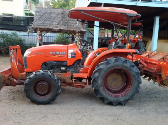 ปัญญาแทรคเตอร์..จัดมาให้ครับ ด่วน!!!คูโบต้า L3608  พร้อมใบมีดคานล่างFD163Eพร้อมโรตาลี่RX164E จัดส่ง อ.โกสัมภี จ.กำแพงเพชร