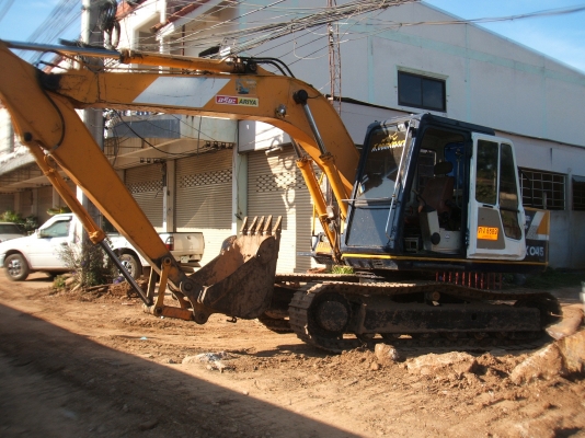 ขายรถแม็คโคร โกเบลโก้ SK-045 เครื่องเดิม ปั้มดี โซ่ใหม่ ติดแอร์ มีเล่มทะเบียนพร้อมโอน