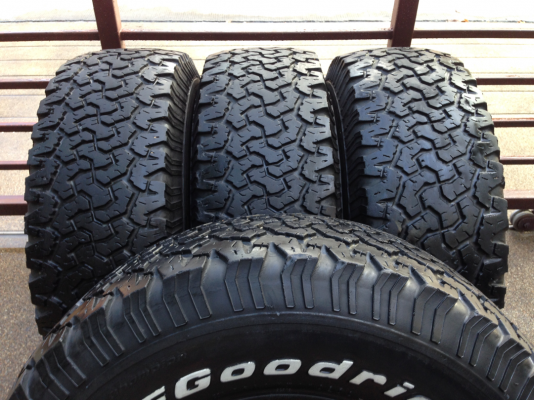 ยาง All BF goodrich 31 10.5 R15 ดอกเต็ม ใช้ได้อีกหลายปี
