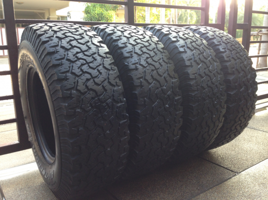 ยาง All BF goodrich 31 10.5 R15 ดอกเต็ม ใช้ได้อีกหลายปี
